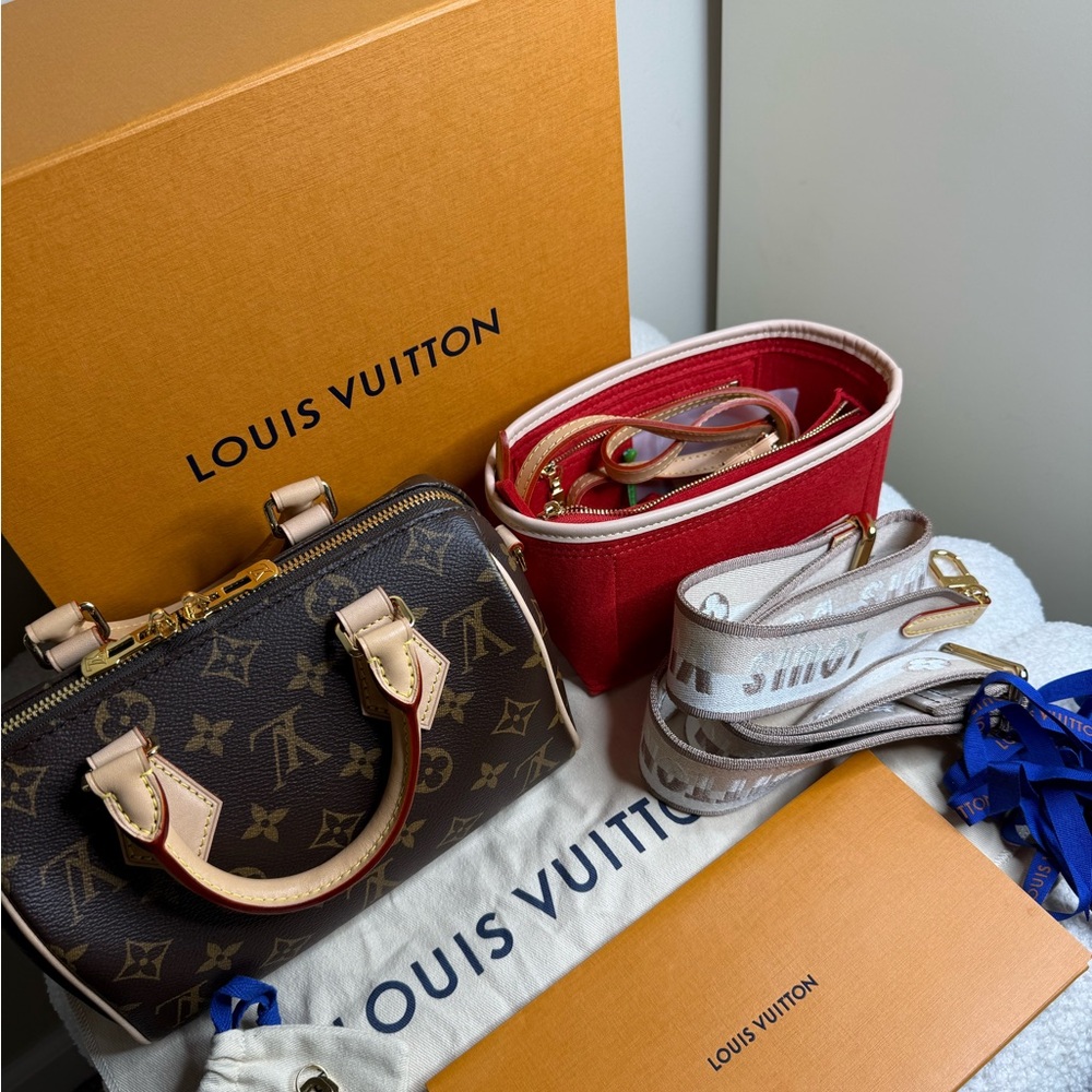 Louis Vuitton Speedy Bandoulière 20